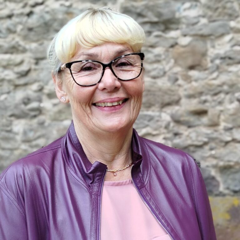 Portraitfoto von Susanne Scheele-Flasche